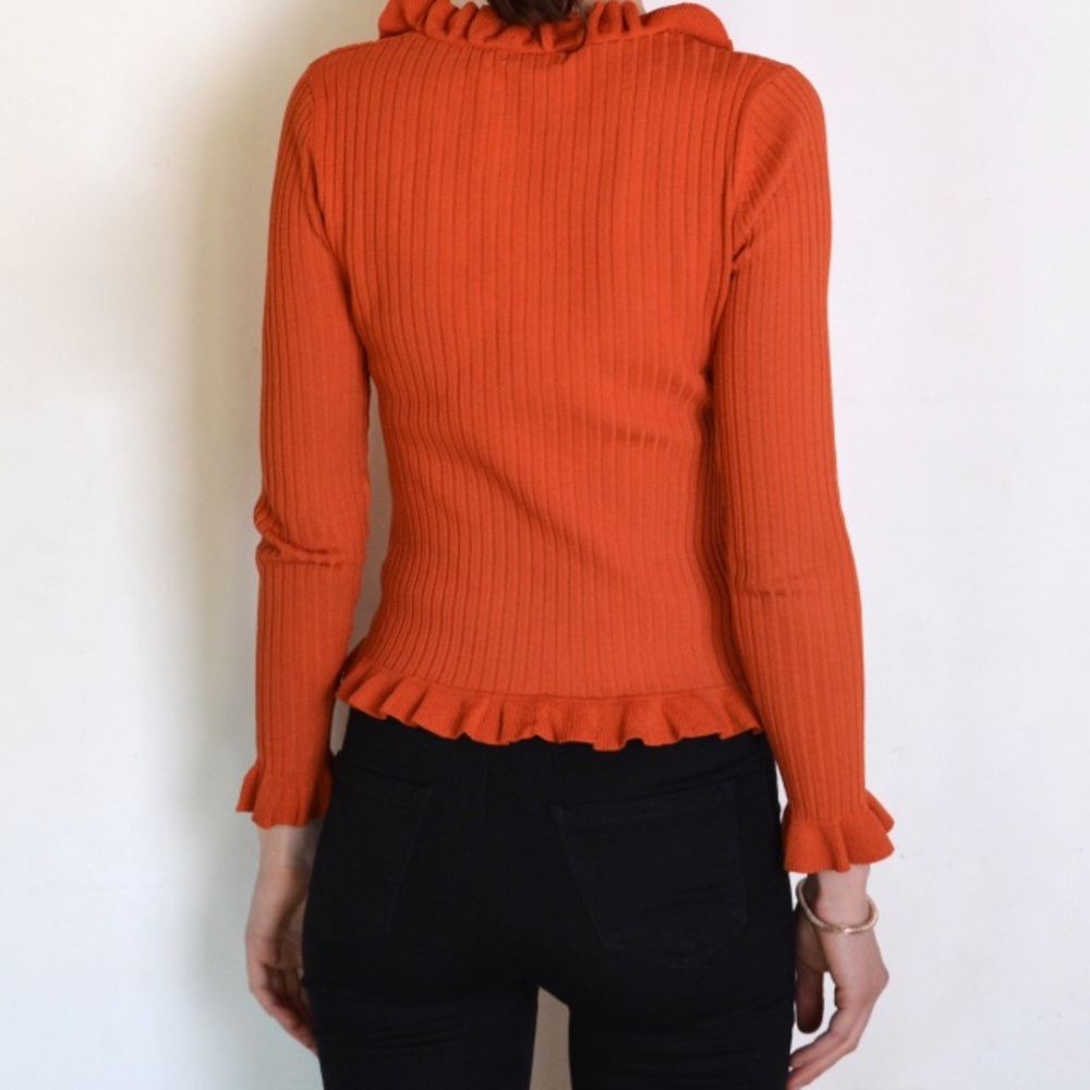 Ruffled Ribbed Knit Top - Picture 3 of 3